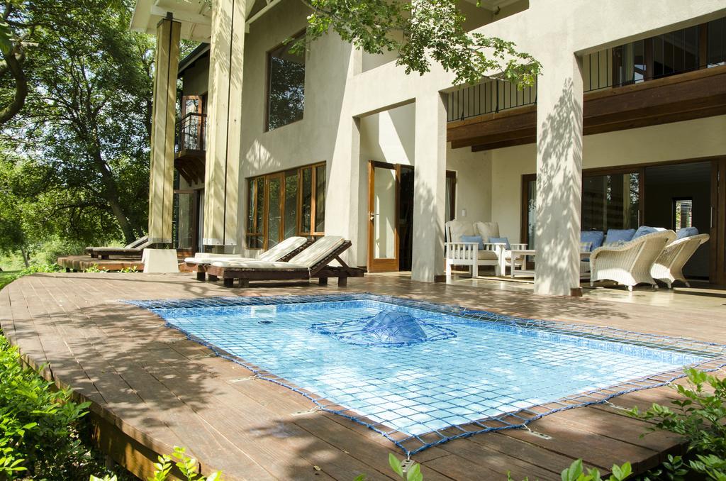 Villa Rostrata-On-Lake Hazyview Extérieur photo
